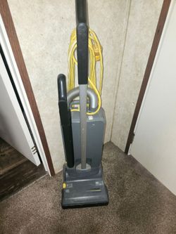 WINDSOR SENSOR COMMERCIAL VACUUM