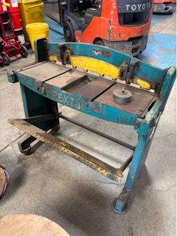 48 inch Pexto 12 gauge sheet metal step shear