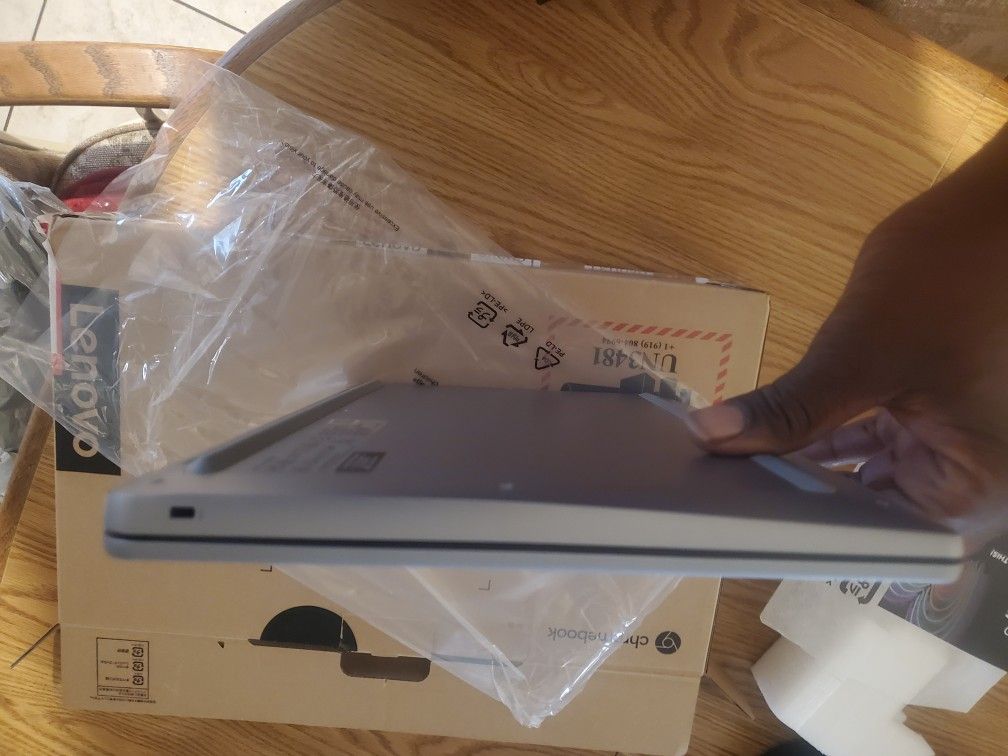 Lenovo Chromebook Computers & Accessories