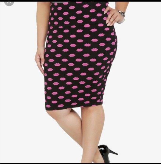 Torrid Lips Ponte Skirt
