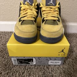 AIR JORDAN 4 RETRO TOUR YELLOW