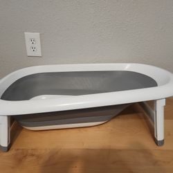 OXO BABY Tot Splash Store BATHTUB 