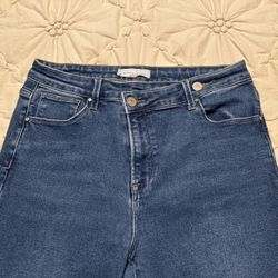 Women’s Risen Straight Leg Jeans Size 15