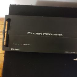 Skar 12s With A   Power Acoustic 2500 Watt Amp