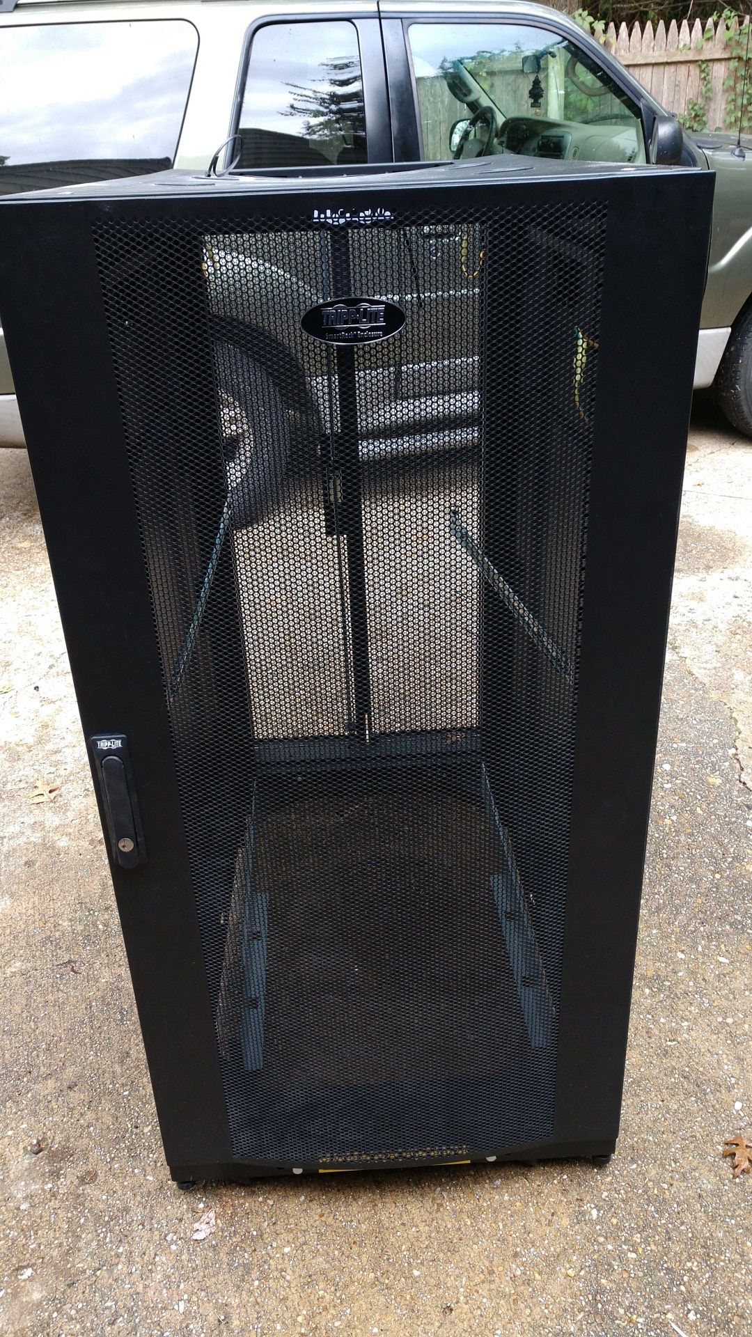 Tripp lite cabinet