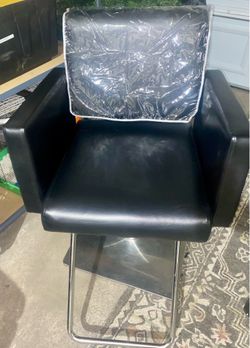 styling salon chair