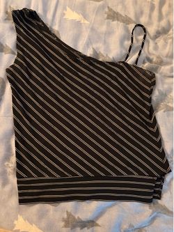 CUTE TOP