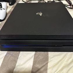 PS4 Pro 