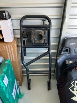 01-04 Pathfinder Tire Carrier