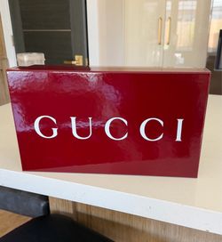 Gucci box