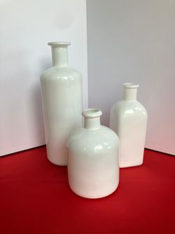 Set of 3 White Ceramic Bottle Vases
