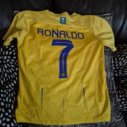 Nike Shirt Soccer Ronaldo for boys size 20