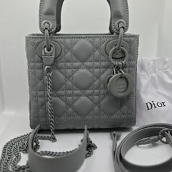 Ultra Matte Lady Bag