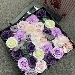 Valentines Roses Gift box, Valentine’s Day Flowers