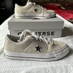 One Star Convers  Size 7 Woman $60
