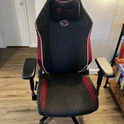 Secretlab TITAN Evo Gaming Chair