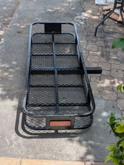Hitch mount cargo carrier