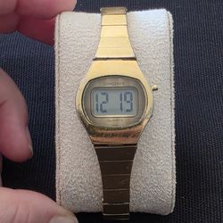 VTG Longines Women's Digital LCD Date 24mm Watch Swiss Collectible Retro WORKS