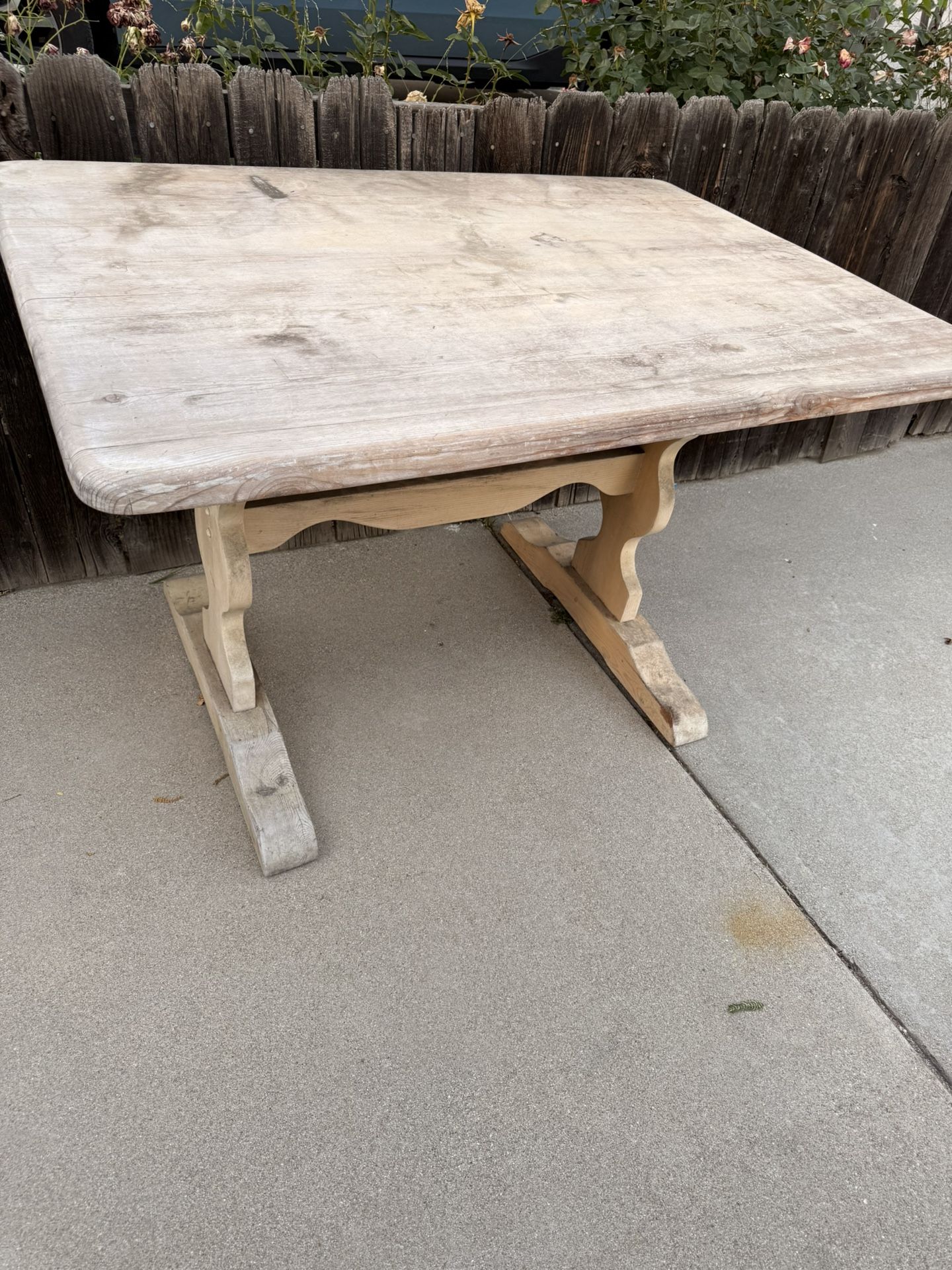 FREE Kitchen Table