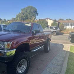 Toyota Pickup 1994  V6 138000 Miles 