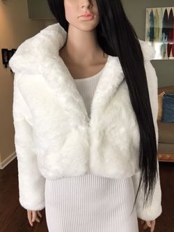 Faux Fur Jacket (oh, She’s Fancy) 💄💋