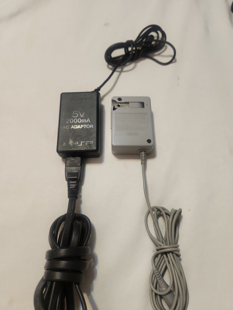 Sony PSP & Nintendo 3ds Charger