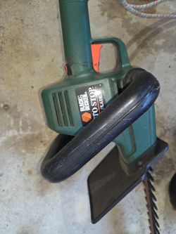 Black and Decker blower n Vacuum