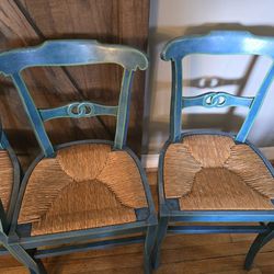 4 Vintage Chairs 