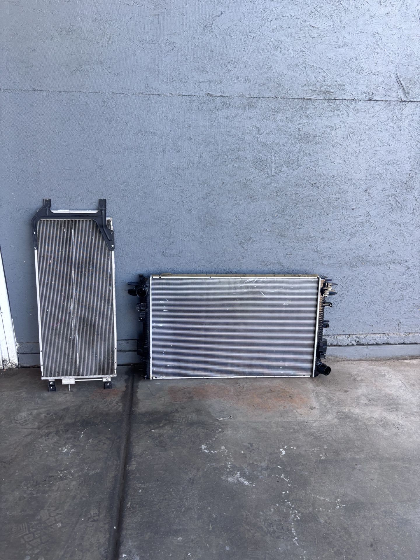 2019-2024 ram 2500 6.7L radiator and condenser