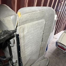 2002 suburban Mid Section Seat