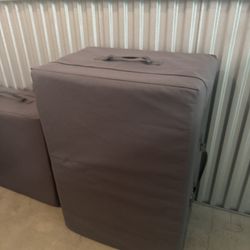 Mattresses. Memory Foam. 8’