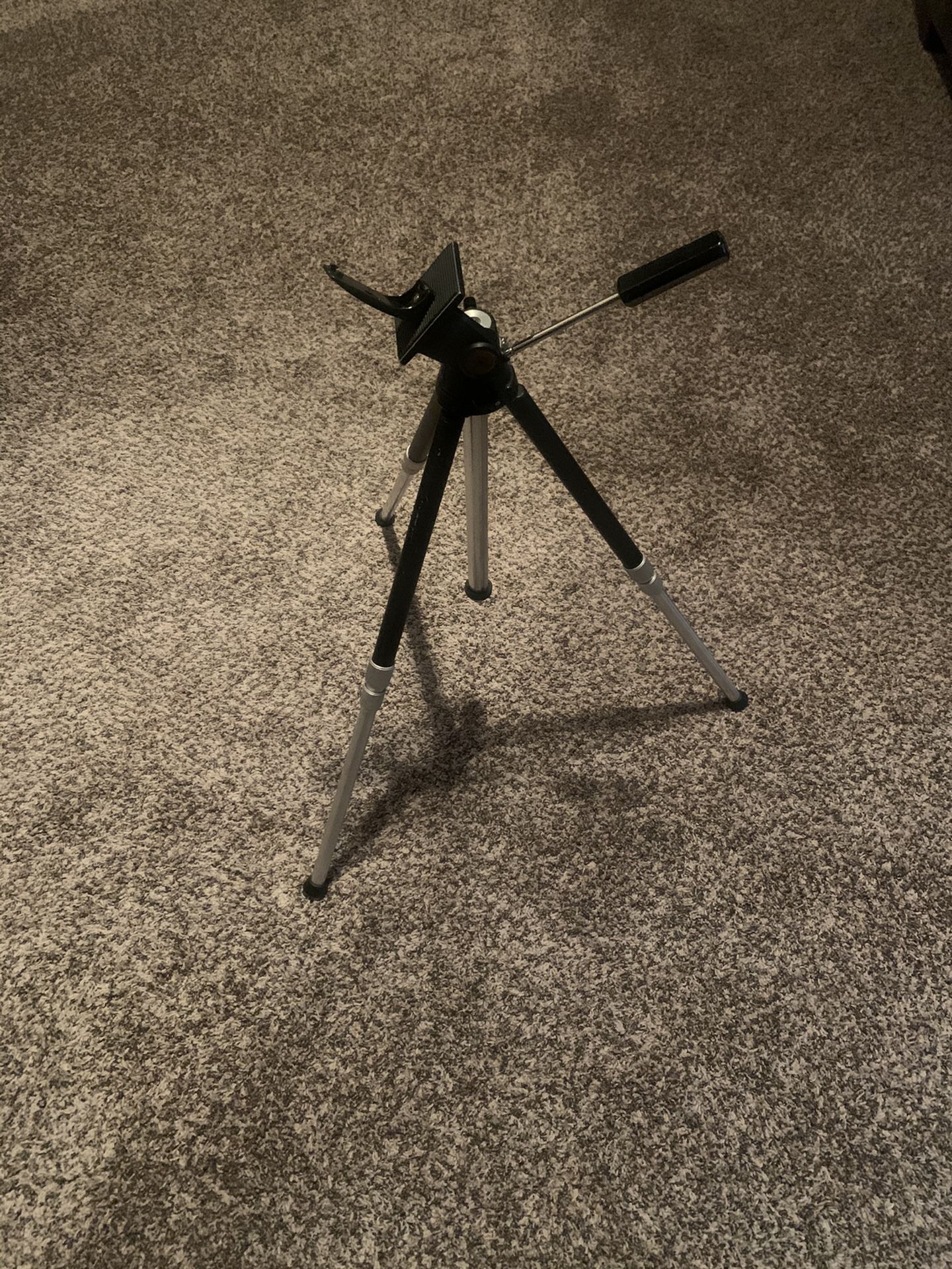 Sony Elevator Tripod - 20A $15