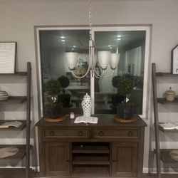 Hutch Set