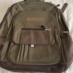 Mochila Outdoor Company Nueva.solo Efectivo . Area 77023