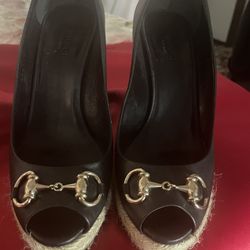 Gucci shoes Size 36
