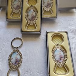 12 PCS Baptism Bottle Opener Keychain Party Favors/Recuerdos de Bautizo