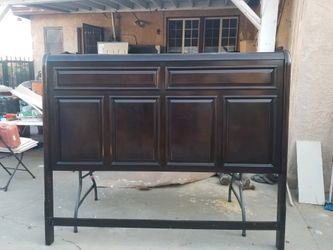 Cal king head and footboard