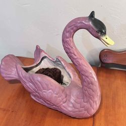Vintage Pink Swan 16.5”H