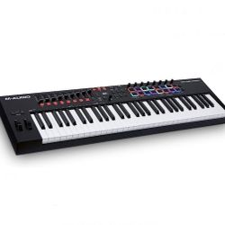 M-Audio Oxygen Pro 61 - 61 Key USB MIDI Keyboard Controller With Beat Pads, MIDI assignable Knobs, Buttons & Faders and Software Suite Included, black