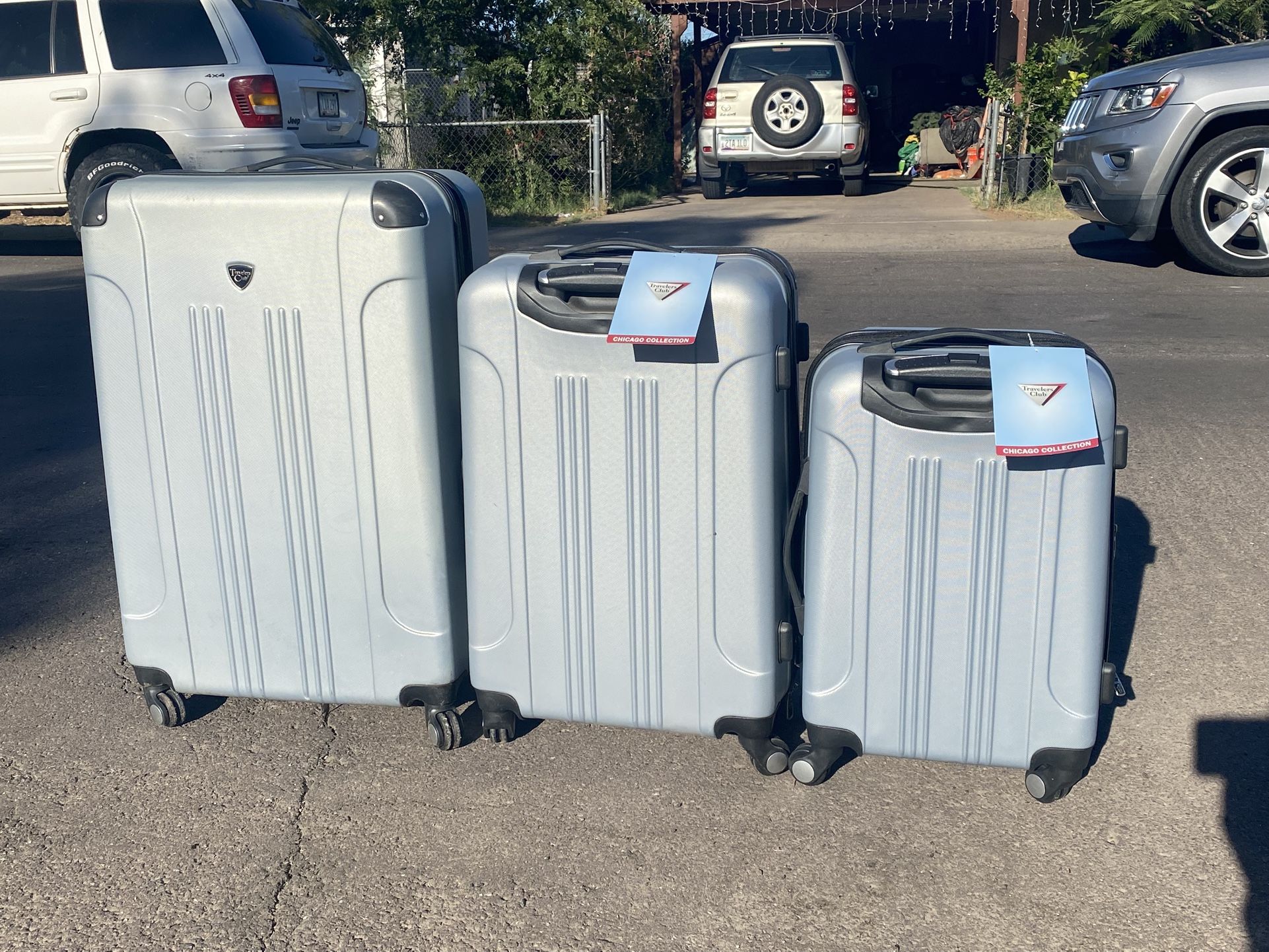 FREE DELIVERY: New Luggage Suitcase Set