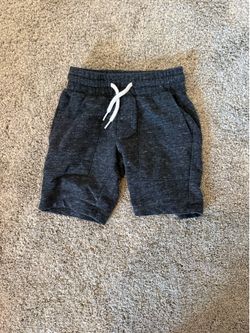 Boys shorts size XS 4/5 - wonder nation