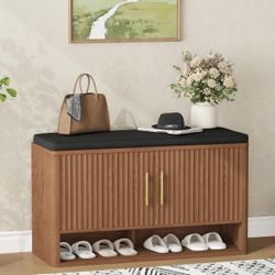Fluted Shoe Storage Bench with Adjustable Shelves Walnut