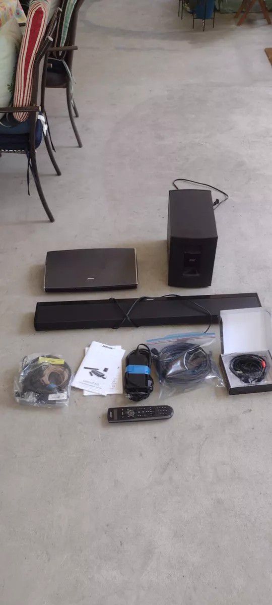 Bose Lifestyle 135 Entertainment System With Remote Cables And Audio Calibration