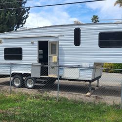 31ft Dunes Toy Hauler