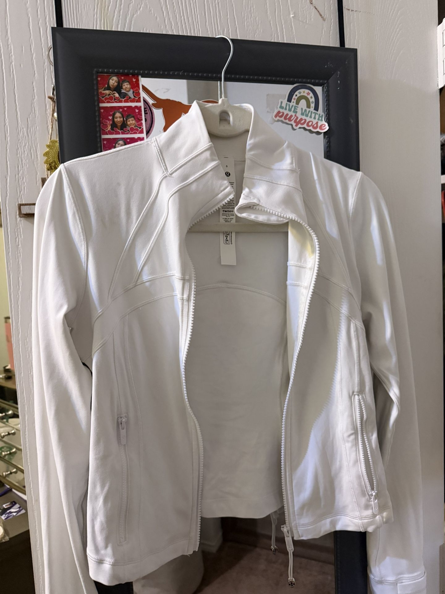 Lululemon Cropped Define jacket Lululemon Cropped Define jacket