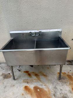 Commercial Kitchen Sink