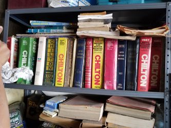 Vintage Assorted Car Repair Manuals