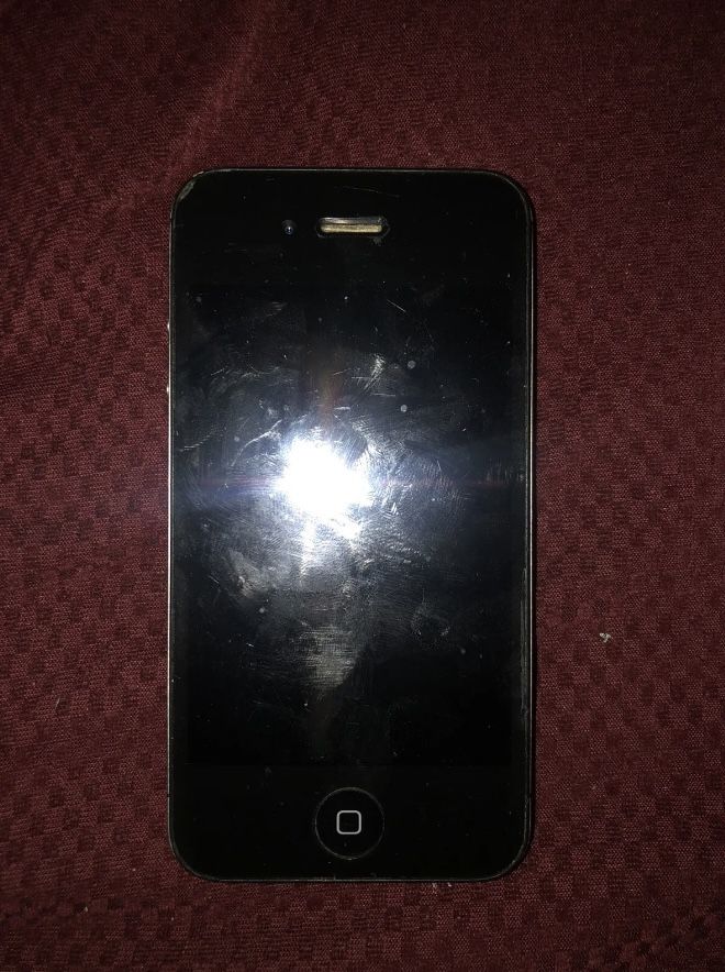 Apple iPhone 4 - 16GB - Black (Verizon Wireless) [JAILBROKEN]