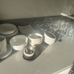 Assorted Tableware