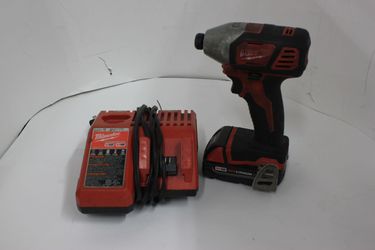 Milwaukee 2656-20 18V Cordless Impact Driver W/Battery & Charger